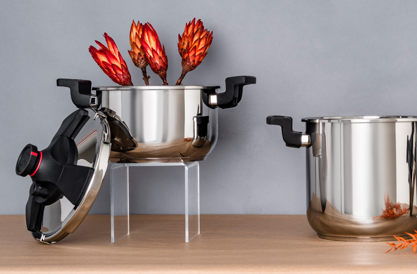 0620 RPWebsite_Pressure Cookers_Hero@2x